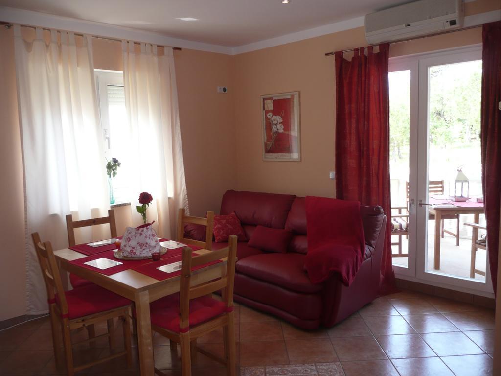 Apartments Rafaela Barbat na Rabu Bagian luar foto
